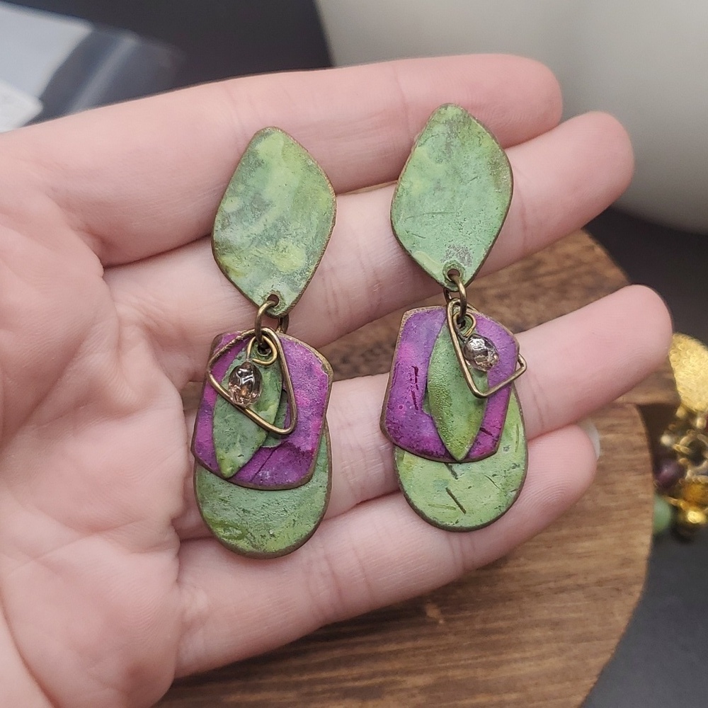 E248 lost in the forest earringsβ